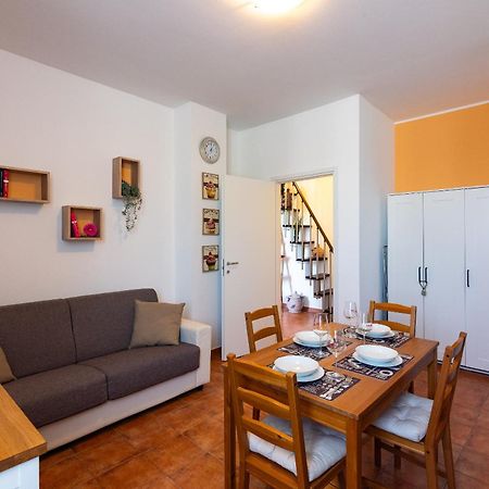 Exclusive Apartment Sansiro 5Minuti - Wifi Free Milan Luaran gambar